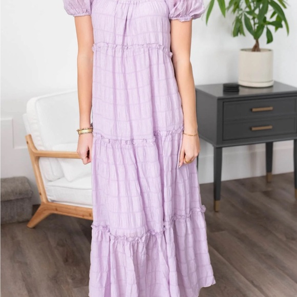 Umgee Dresses & Skirts - Umgee Lavender Tiered Puff-Sleeve Maxi Dress